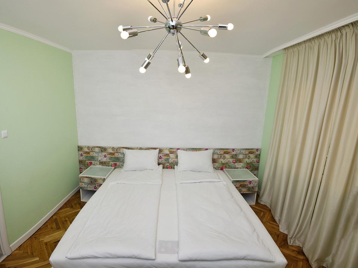 Chaika Apartment Varna Exterior photo